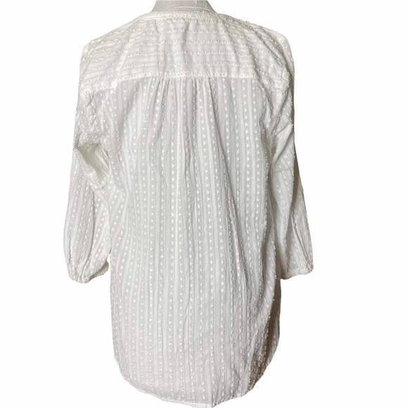 Akemi + Kin Anthropologie  Top. Size Medium - Picture 3 of 5